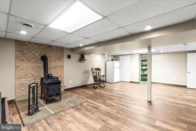 4442 SUNNY SLOPE RD, Glen Rock, PA 17327
