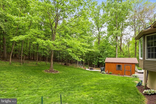 4442 SUNNY SLOPE RD, Glen Rock, PA 17327