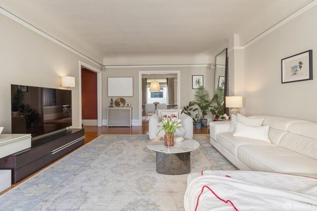 637 Powell Street 302, San Francisco, CA 94108