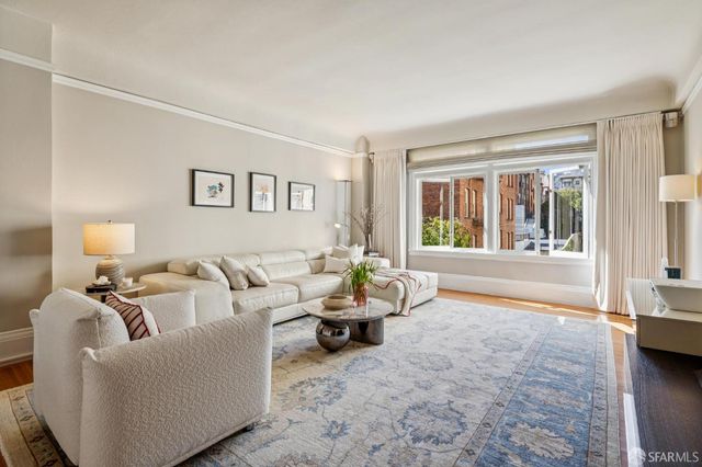 637 Powell Street 302, San Francisco, CA 94108
