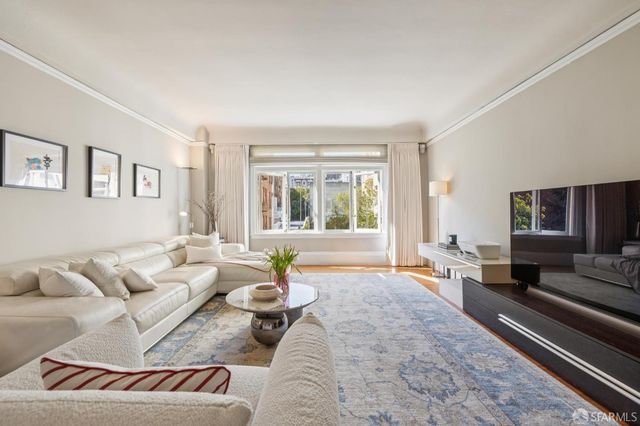 637 Powell Street 302, San Francisco, CA 94108