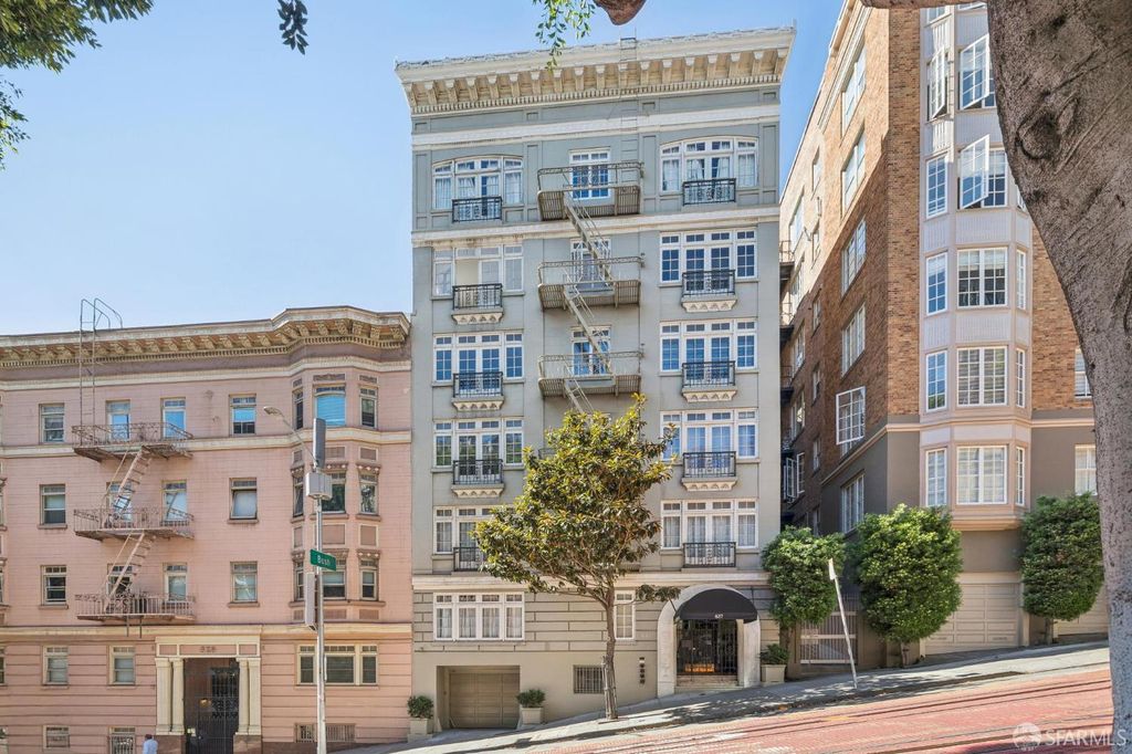 637 Powell Street 302, San Francisco, CA 94108