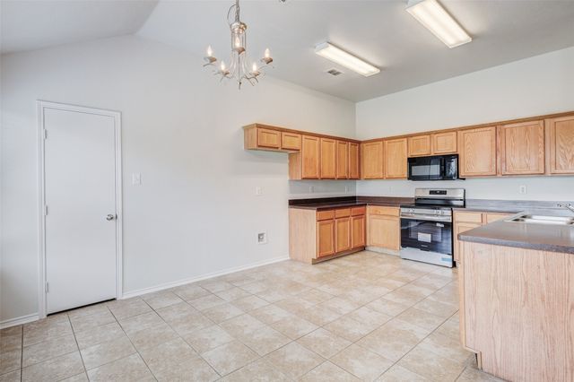 316 Heritage Drive, Crowley, TX 76036