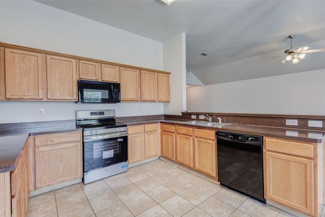 316 Heritage Drive, Crowley, TX 76036