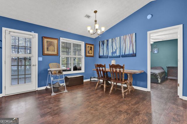 5421 Hunnington Mill Drive, Flowery Branch, GA 30542