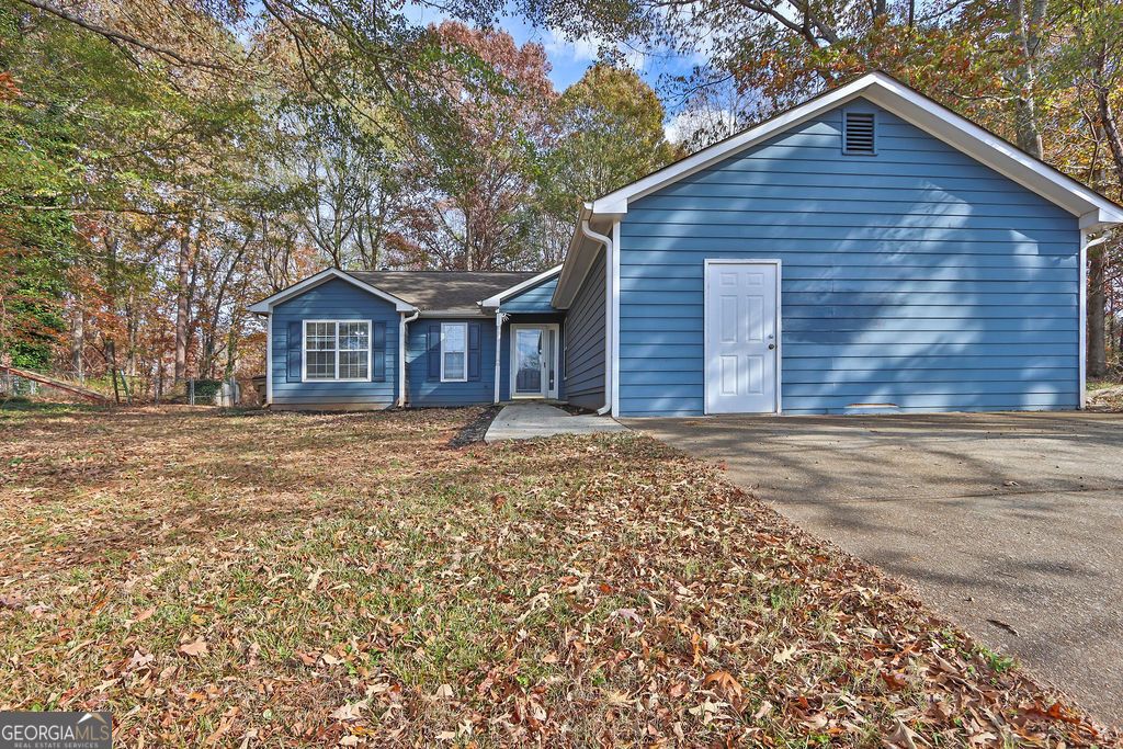 5421 Hunnington Mill Drive, Flowery Branch, GA 30542
