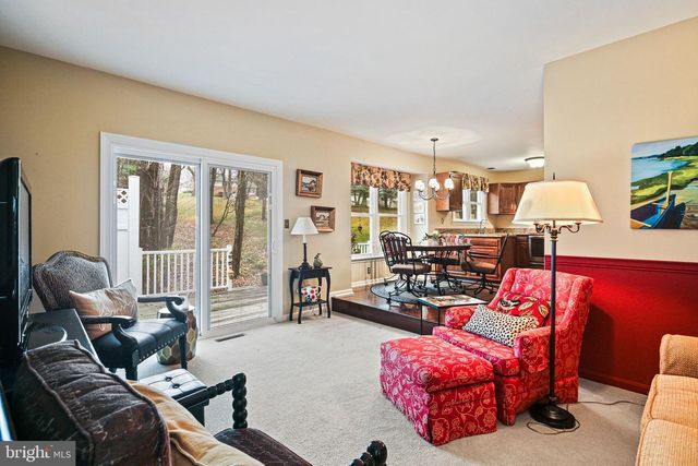 10090 CARILLON DR, Ellicott City, MD 21042