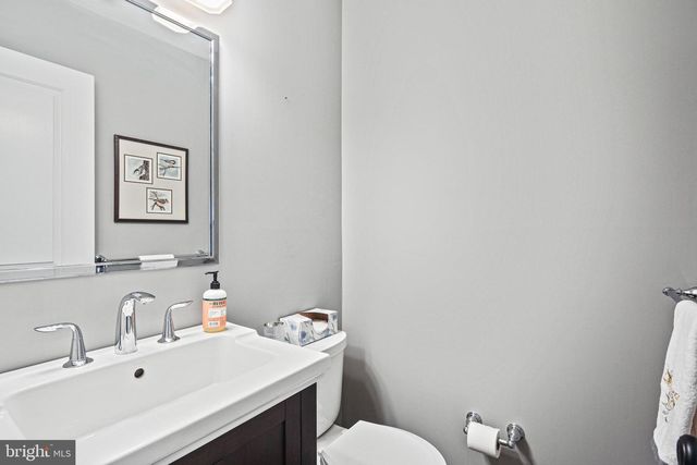 10090 CARILLON DR, Ellicott City, MD 21042