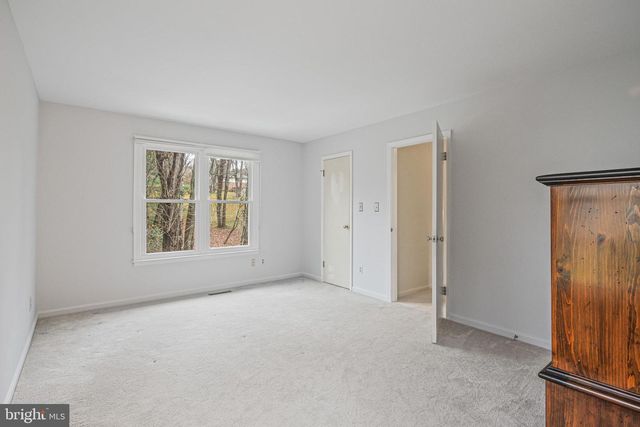 10090 CARILLON DR, Ellicott City, MD 21042