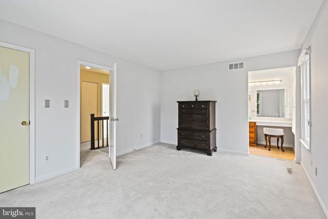 10090 CARILLON DR, Ellicott City, MD 21042