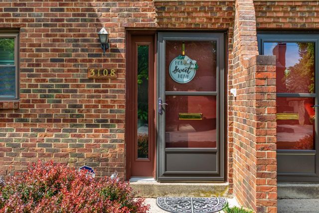 3108 Arlingtowne Lane, Columbus, OH 43221