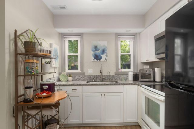 3108 Arlingtowne Lane, Columbus, OH 43221
