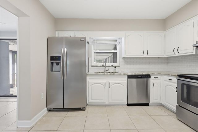 24 LILAC DRIVE, Debary, FL 32713