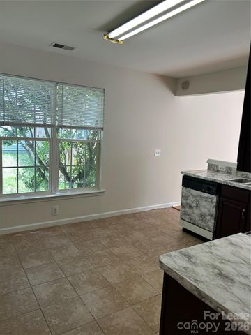 2700 Wingdale Drive, Charlotte, NC 28213