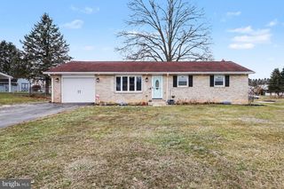 930 FORGE ROAD, Carlisle, PA 17015