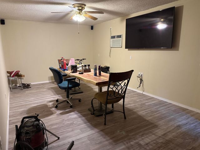 214 E Main Street, Hardy, AR 72542