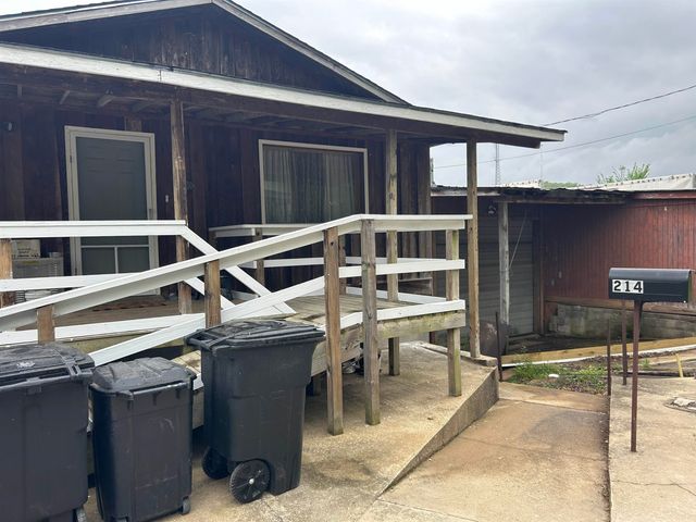 214 E Main Street, Hardy, AR 72542