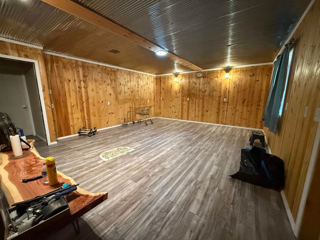 214 E Main Street, Hardy, AR 72542