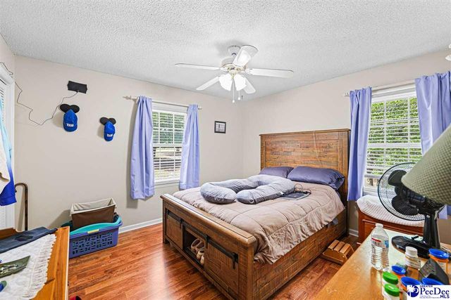 321 W Old Camden Rd, Hartsville, SC 29550