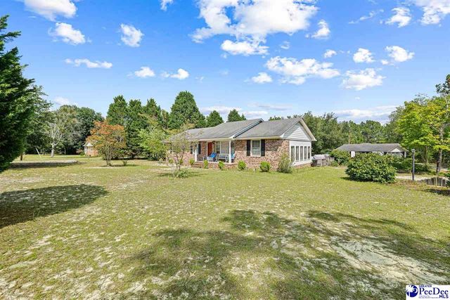 321 W Old Camden Rd, Hartsville, SC 29550