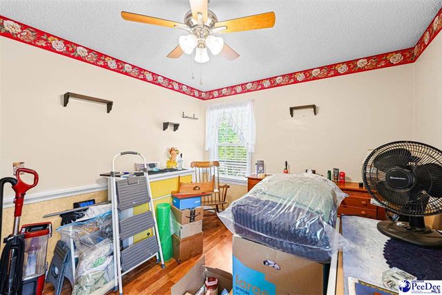 321 W Old Camden Rd, Hartsville, SC 29550