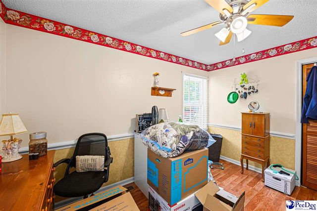 321 W Old Camden Rd, Hartsville, SC 29550