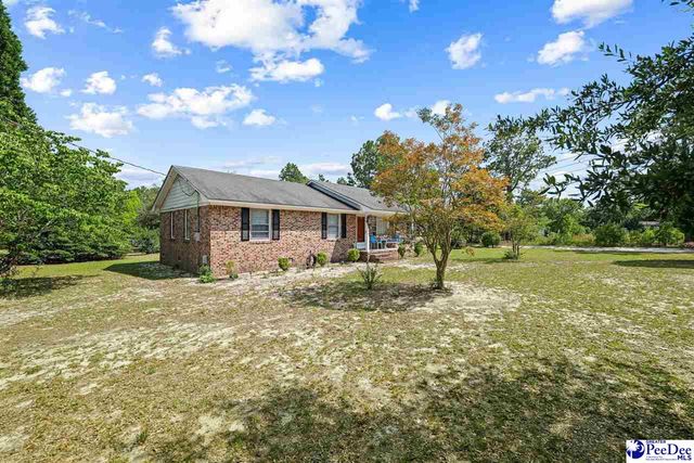 321 W Old Camden Rd, Hartsville, SC 29550