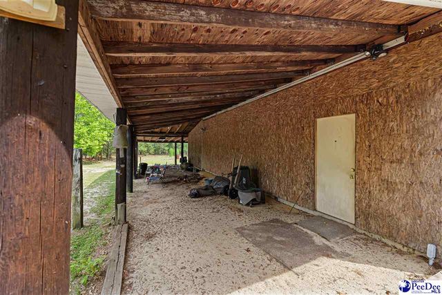 321 W Old Camden Rd, Hartsville, SC 29550