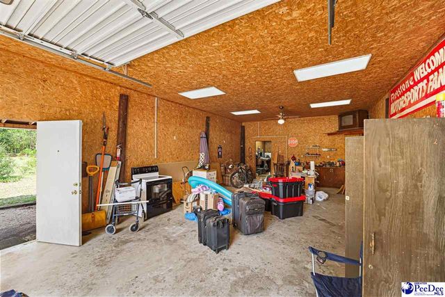 321 W Old Camden Rd, Hartsville, SC 29550