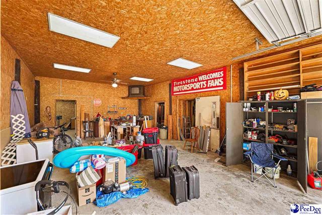 321 W Old Camden Rd, Hartsville, SC 29550
