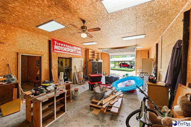 321 W Old Camden Rd, Hartsville, SC 29550