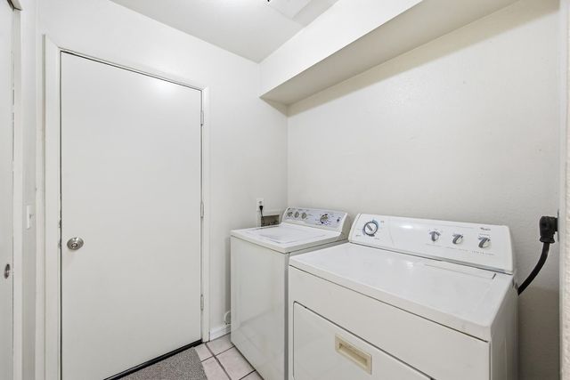 1814 W Village Way, Tempe, AZ 85282