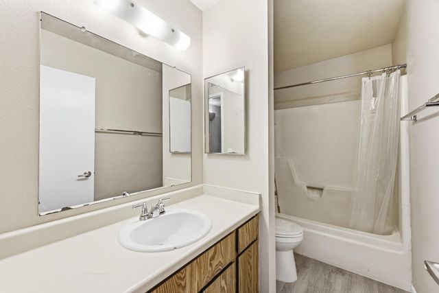 1814 W Village Way, Tempe, AZ 85282