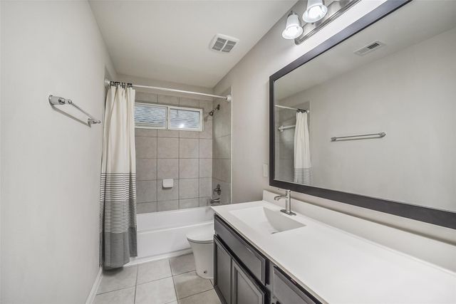 20374 Mathis Landing Drive, Cypress, TX 77433