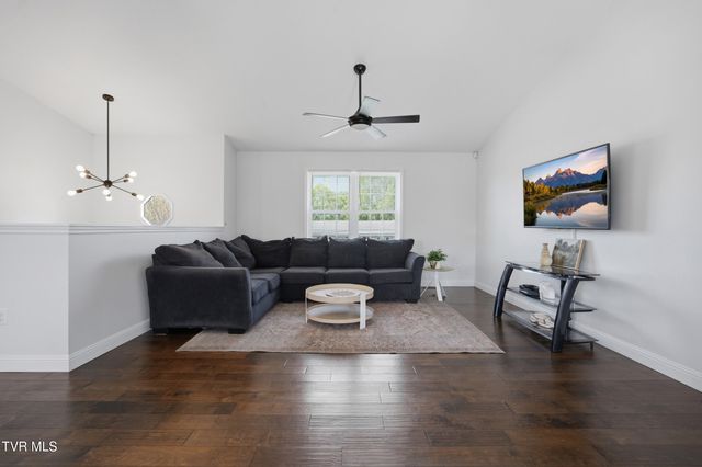 200 Crystal Springs Circle, Johnson City, TN 37615