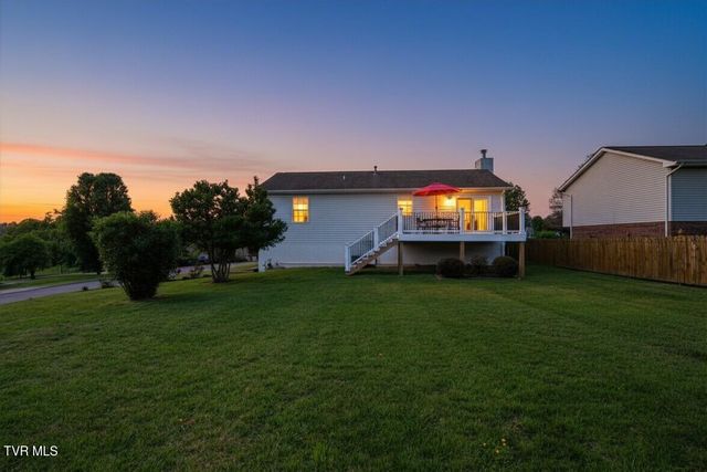 200 Crystal Springs Circle, Johnson City, TN 37615