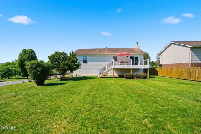 200 Crystal Springs Circle, Johnson City, TN 37615