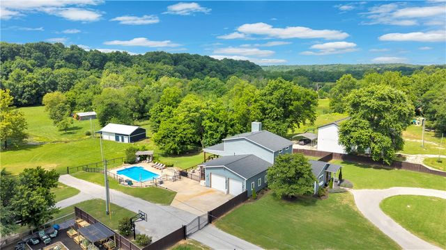 255 Water Avenue, Springdale, AR 72762