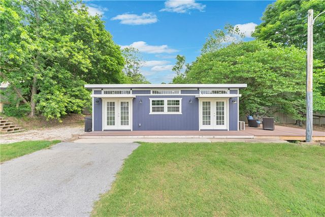 255 Water Avenue, Springdale, AR 72762