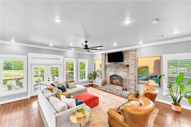255 Water Avenue, Springdale, AR 72762
