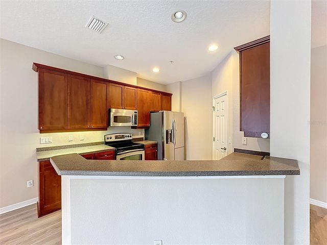 563 PINEBRANCH CIRCLE, Winter Springs, FL 32708