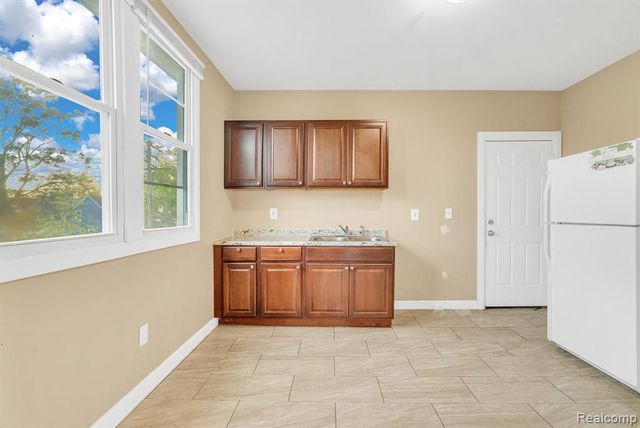 4711 35th Street, Detroit, MI 48210