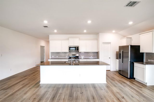 1740 Catahoula DR, Leander, TX 78641