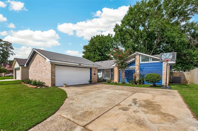 25815 Pepper Ridge Lane, Spring, TX 77373