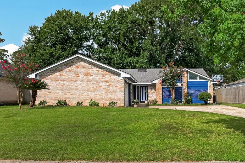 25815 Pepper Ridge Lane, Spring, TX 77373