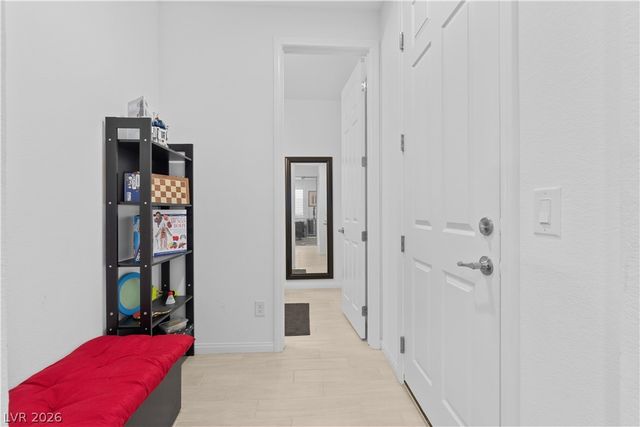 2 Free Drop Court, Las Vegas, NV 89148