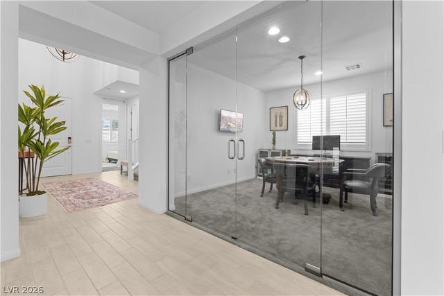 2 Free Drop Court, Las Vegas, NV 89148