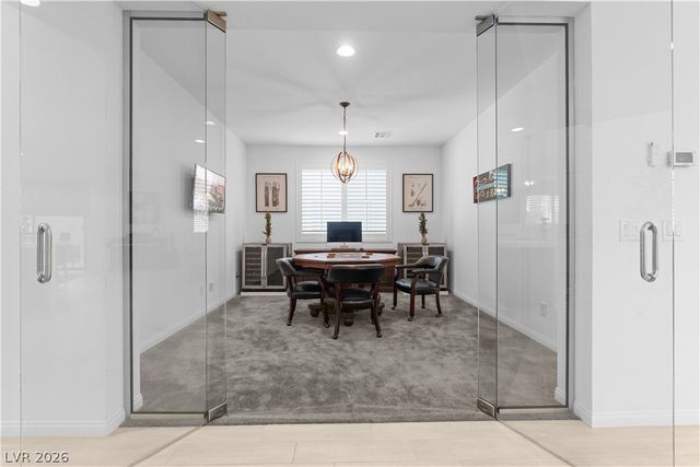 2 Free Drop Court, Las Vegas, NV 89148