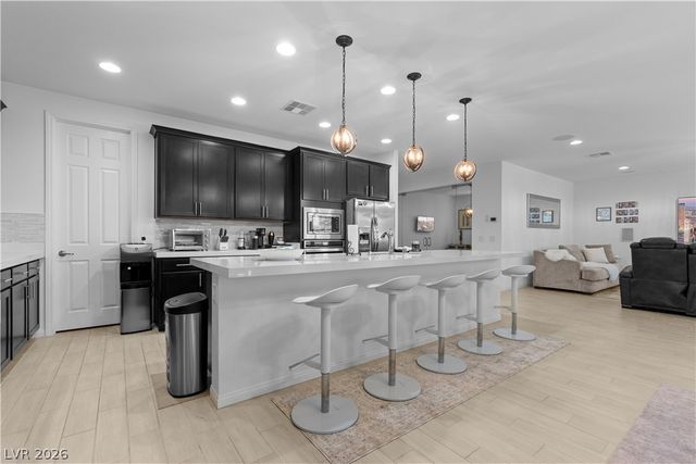 2 Free Drop Court, Las Vegas, NV 89148