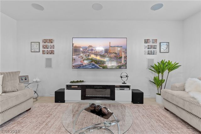 2 Free Drop Court, Las Vegas, NV 89148